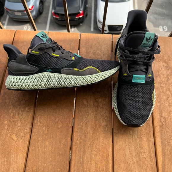 adidas ZX_4000 4D size US M 10.5